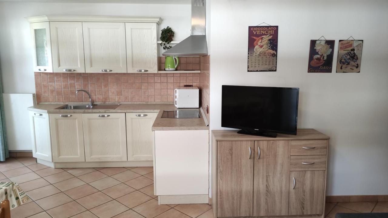 Cesa Stefi Apartment กานาเซย์ ภายนอก รูปภาพ