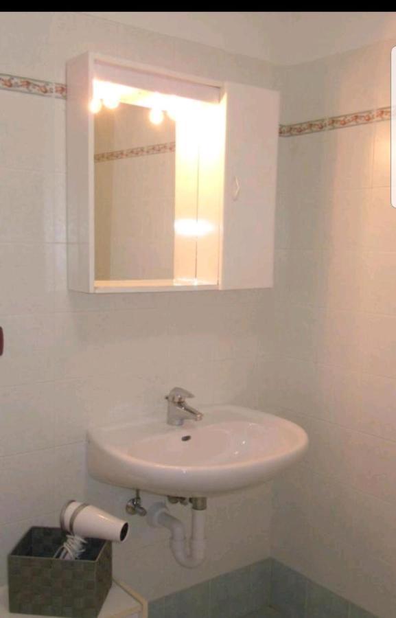 Cesa Stefi Apartment กานาเซย์ ภายนอก รูปภาพ